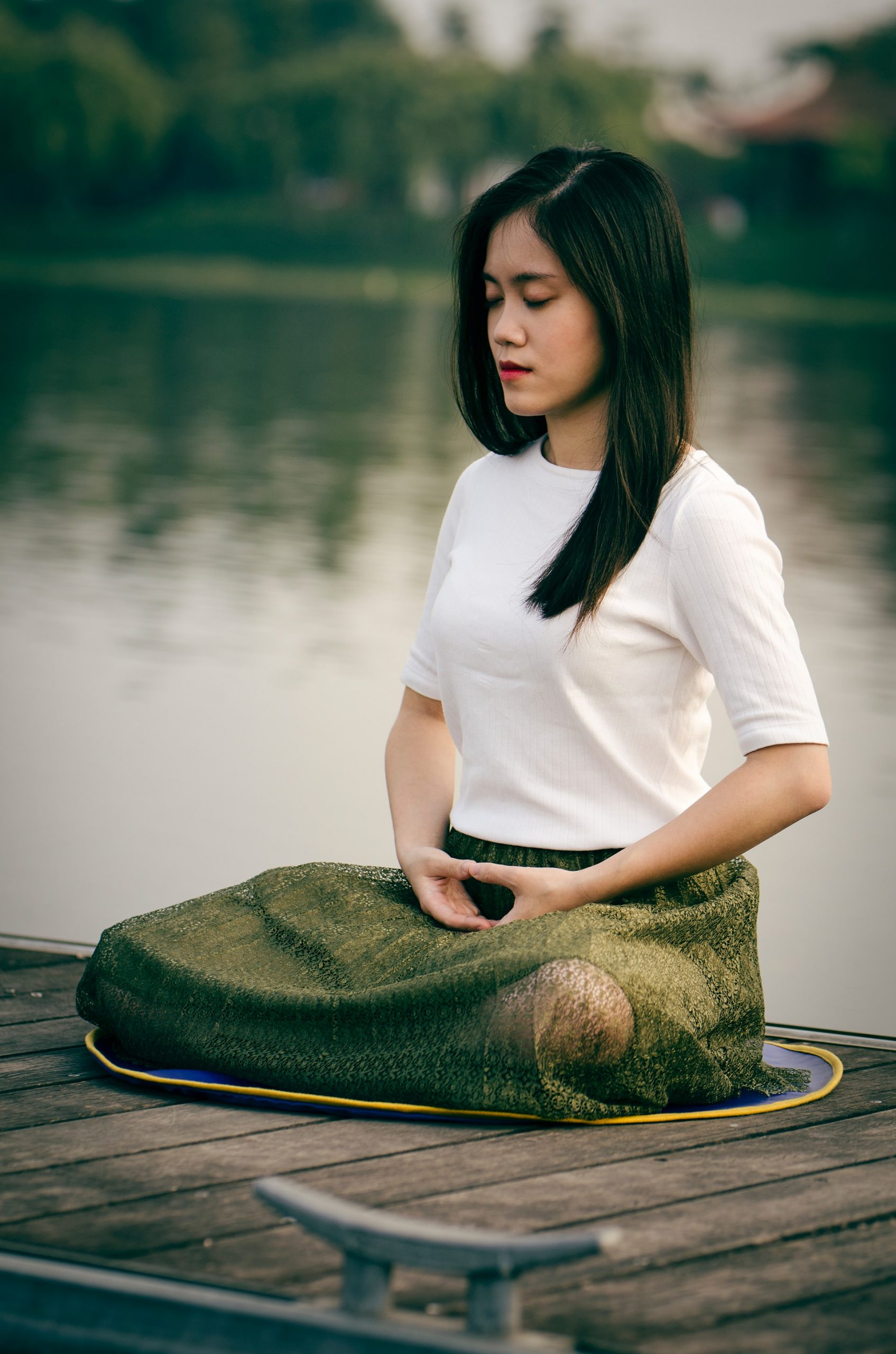 woman-meditation-water